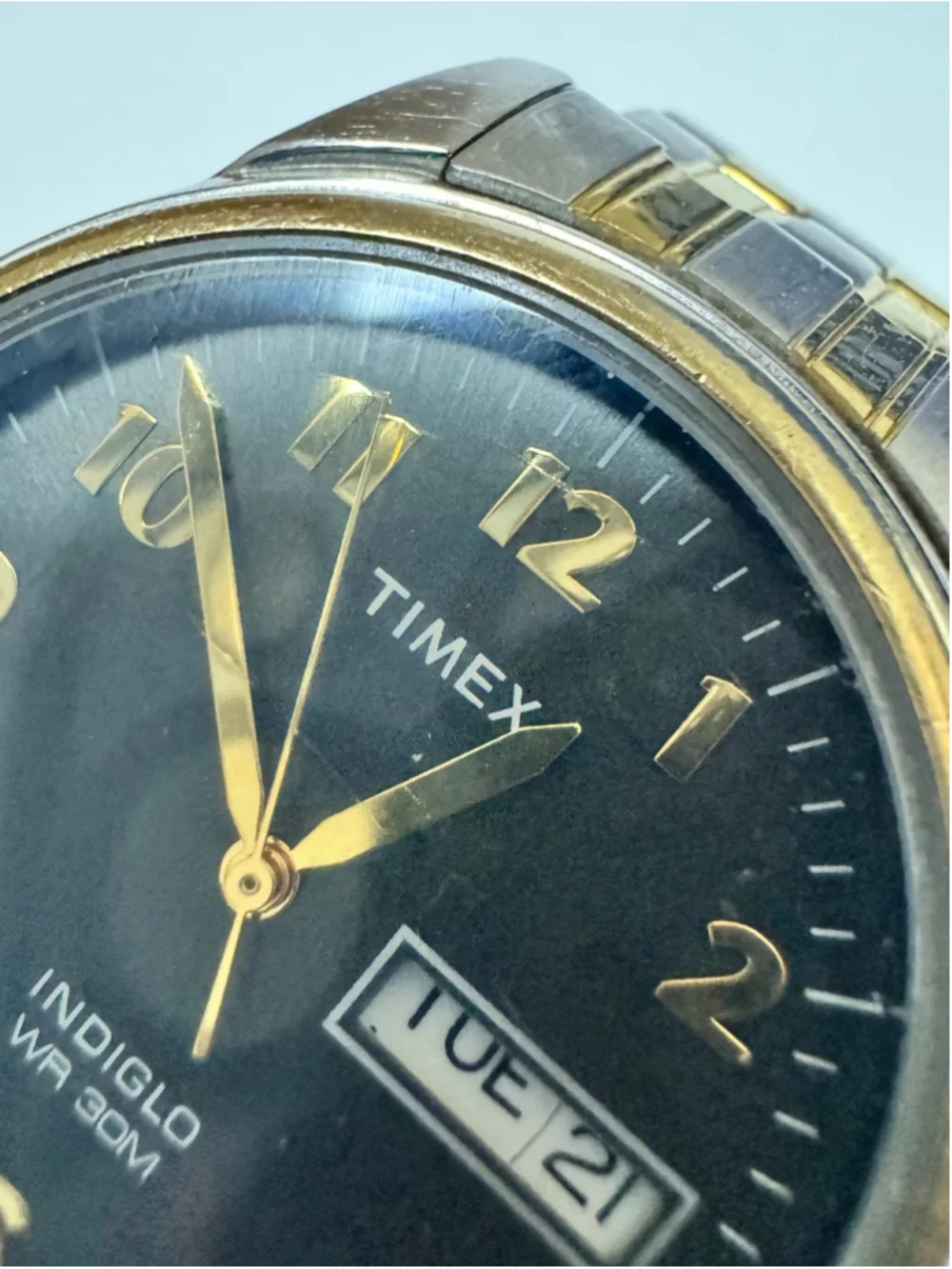 Timex Indiglo Men’s Stainless Steel Back Water Resistant 30M Black Dial 35mm